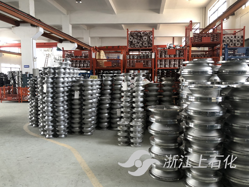 半（bàn）成品倉庫（2）